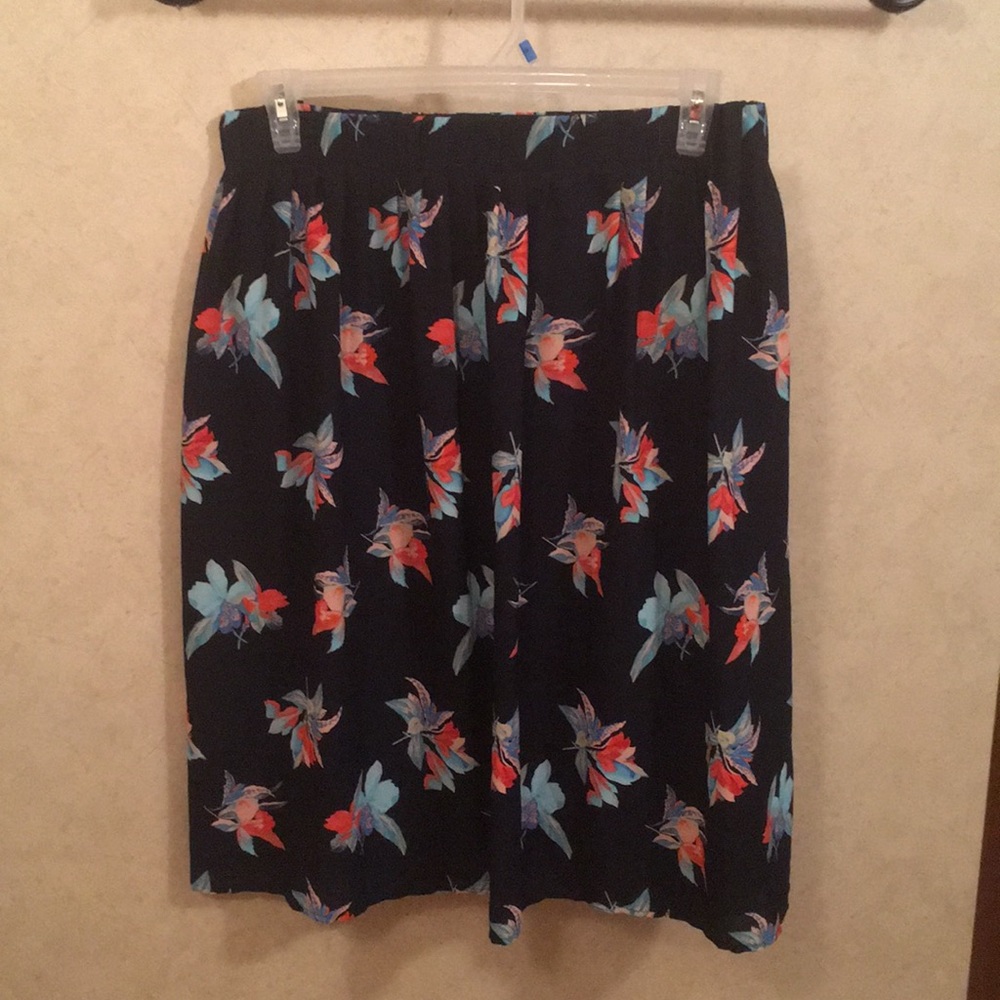 Ava & Viv 4x Midi Skirt